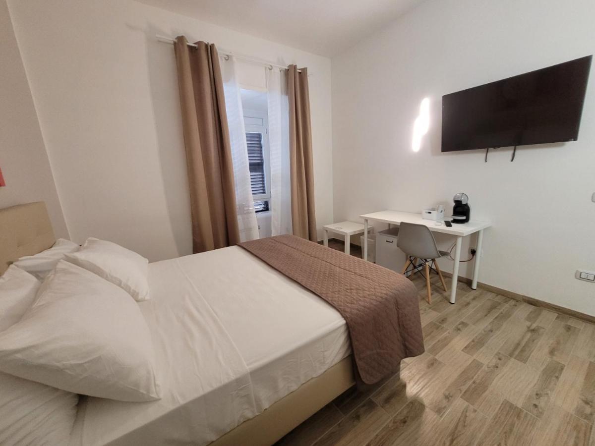 Tiber Rooms Testaccio Рим Экстерьер фото