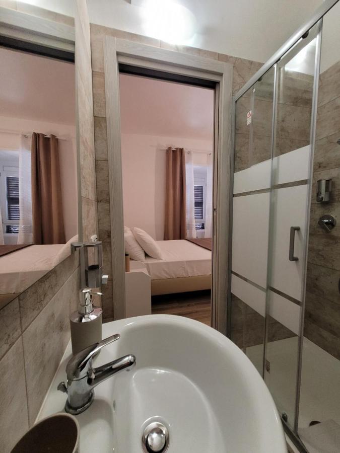 Tiber Rooms Testaccio Рим Экстерьер фото
