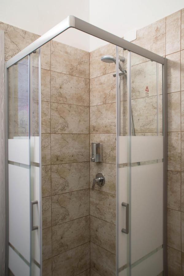 Tiber Rooms Testaccio Рим Экстерьер фото
